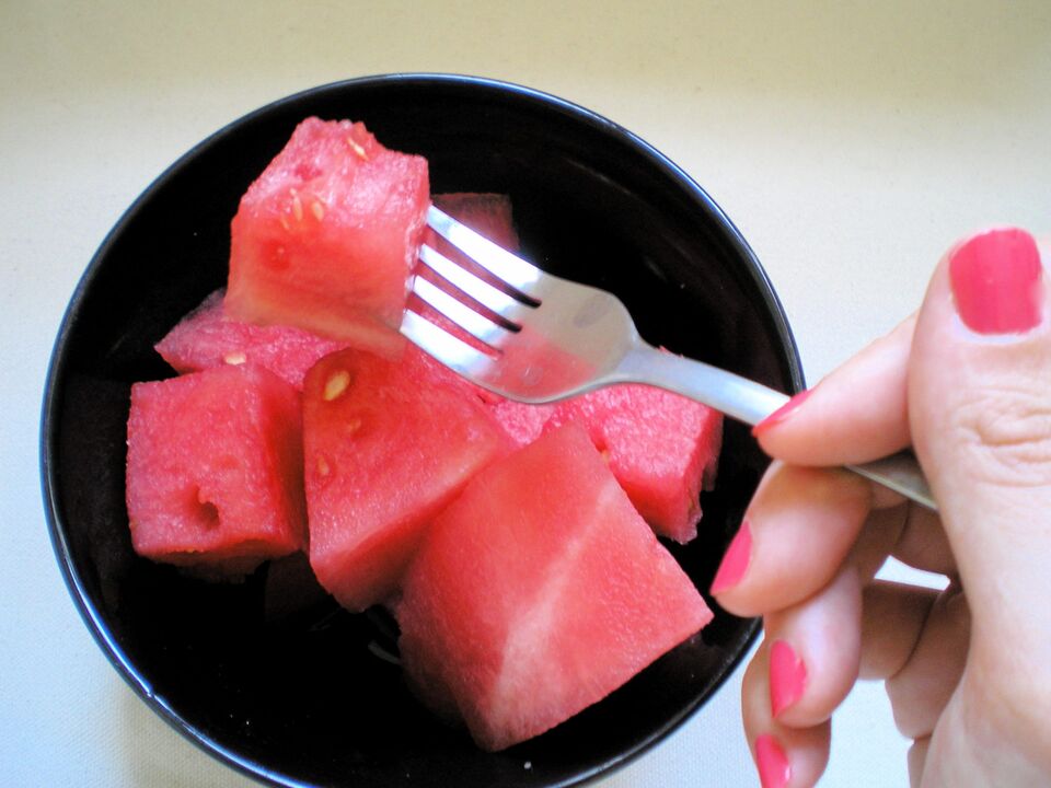 The principle of operation of the water melon diet